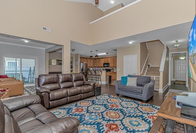 425 Tiburon Dr., Myrtle Beach, SC 29588