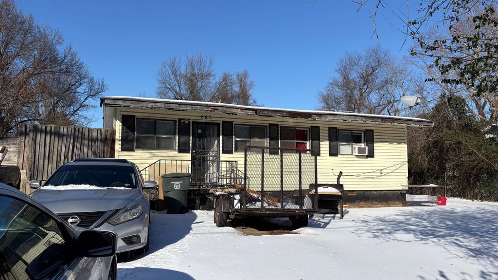 686 GEORGE RD, Memphis, TN 38109