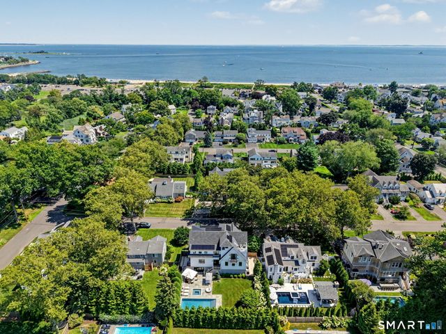 42 Puritan Road, Fairfield, CT 06824