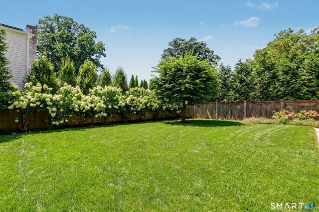 42 Puritan Road, Fairfield, CT 06824