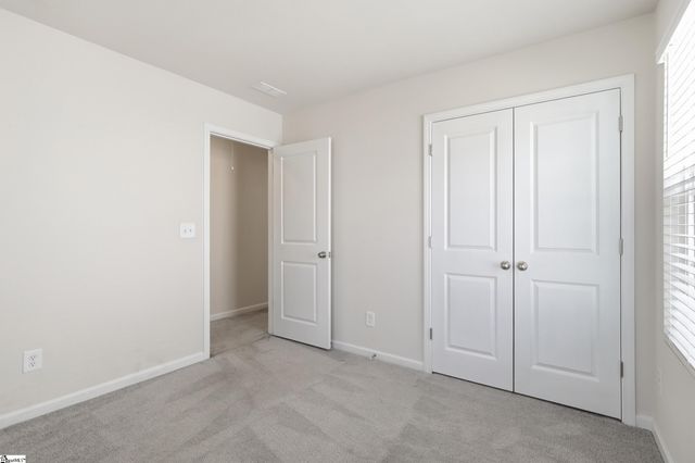 922 Powder Creek Drive, Reidville, SC 29375