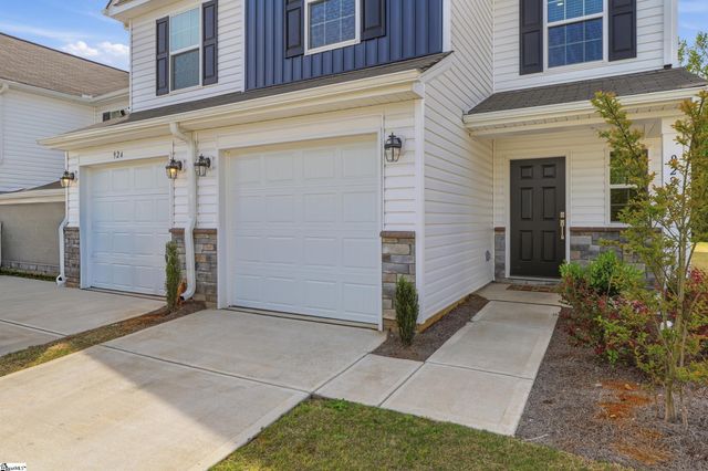 922 Powder Creek Drive, Reidville, SC 29375