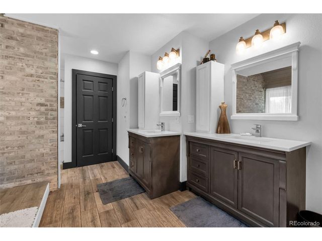 7630 S Dunkirk St, Centennial, CO 80016