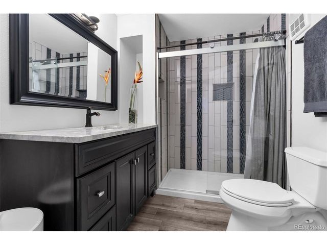 7630 S Dunkirk St, Centennial, CO 80016