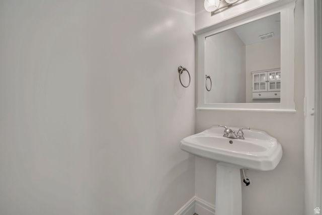 8149 S 2425 E, South Weber, UT 84405