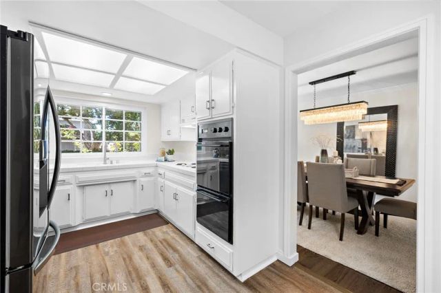 1902 E Avalon, Santa Ana, CA 92705