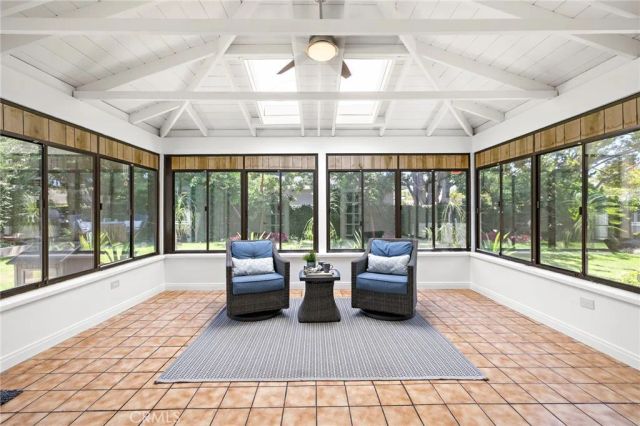 1902 E Avalon, Santa Ana, CA 92705