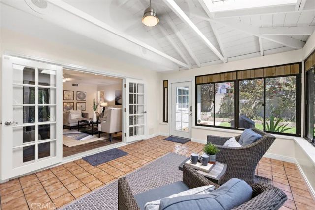1902 E Avalon, Santa Ana, CA 92705