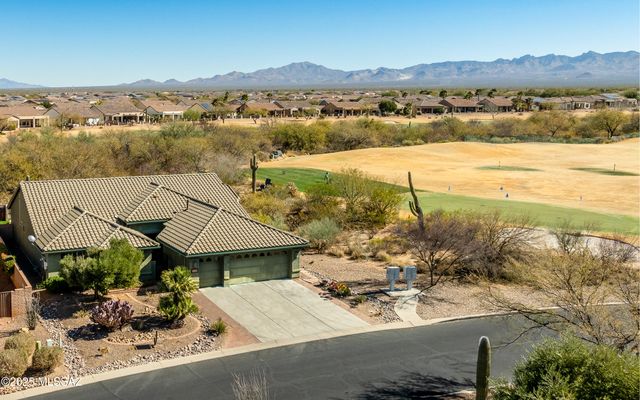 1724 N Oak Hill Lane, Green Valley, AZ 85614
