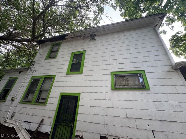 12700 Maple Avenue, Cleveland, OH 44108
