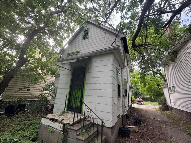 12700 Maple Avenue, Cleveland, OH 44108