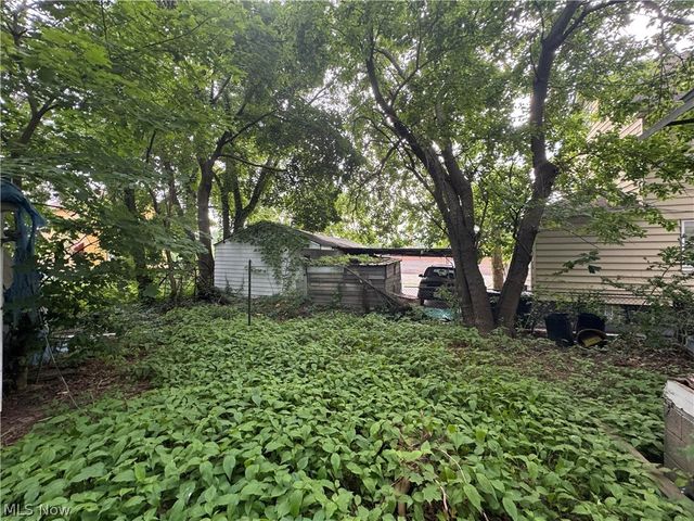 12700 Maple Avenue, Cleveland, OH 44108