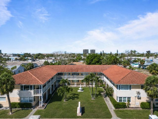 7740 BOCA CIEGA DRIVE 110, St Pete Beach, FL 33706