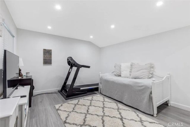 22444 Venido, Woodland Hills, CA 91364