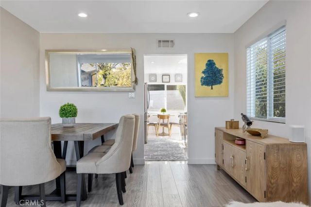 22444 Venido, Woodland Hills, CA 91364