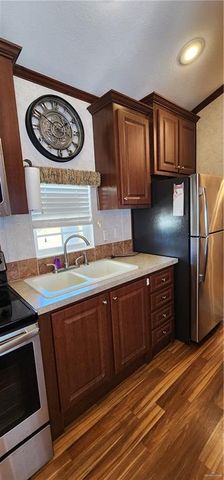 2305 Bobolink W Circle, Palmview, TX 78572