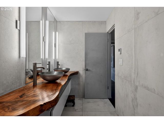 3340 Sw FAIRMOUNT Blvd, Portland, OR 97239