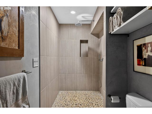 3340 Sw FAIRMOUNT Blvd, Portland, OR 97239