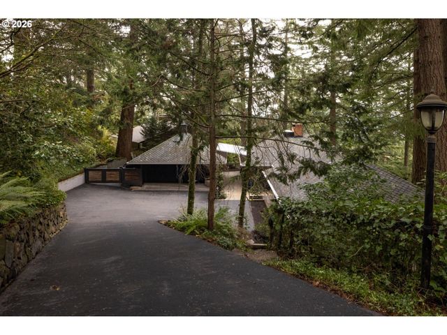 3340 Sw FAIRMOUNT Blvd, Portland, OR 97239