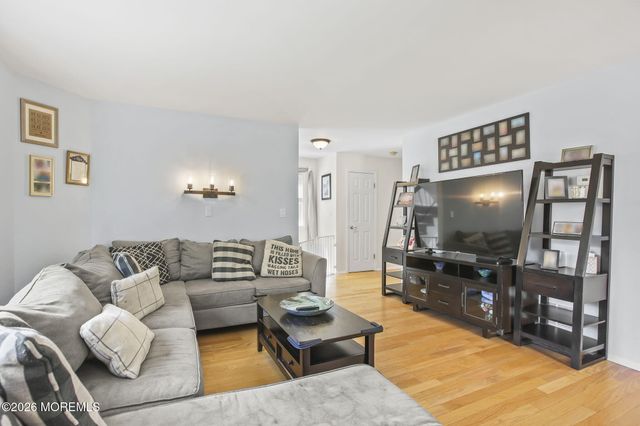 242 Silver Lane, Old Bridge, NJ 08857