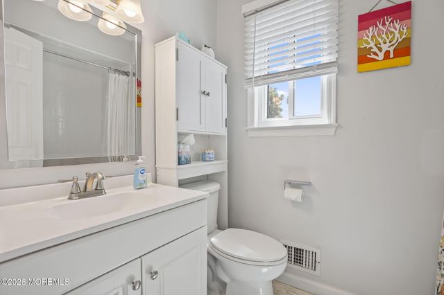 242 Silver Lane, Old Bridge, NJ 08857
