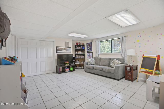 242 Silver Lane, Old Bridge, NJ 08857