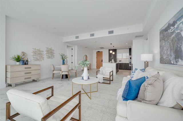777 3RD AVENUE N 1104, St Petersburg, FL 33701
