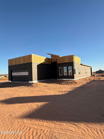 1376 Syrian Desert Drive, Chaparral, NM 88081