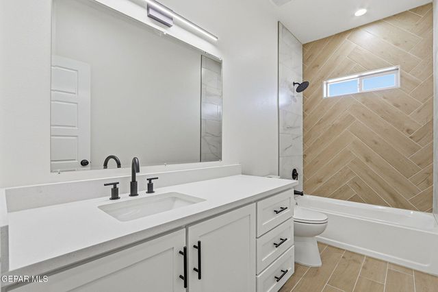 1376 Syrian Desert Drive, Chaparral, NM 88081