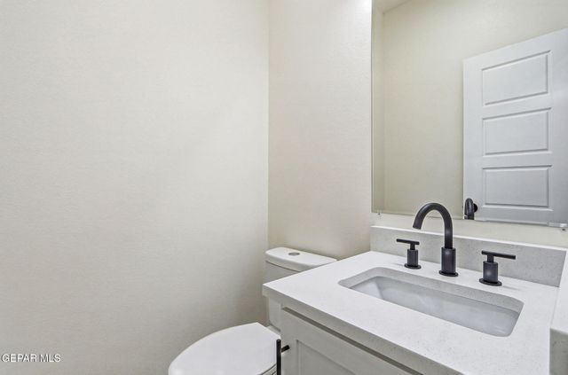 1376 Syrian Desert Drive, Chaparral, NM 88081