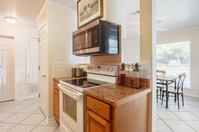 251 Santini Street, Biloxi, MS 39530