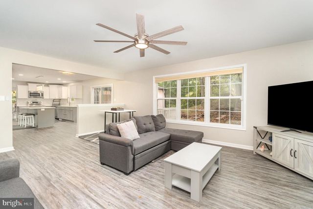 100 BRAMBLEWOOD LN, Lewisberry, PA 17339