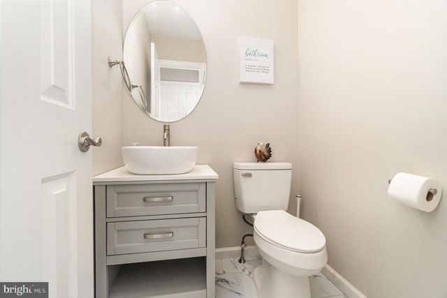 100 BRAMBLEWOOD LN, Lewisberry, PA 17339