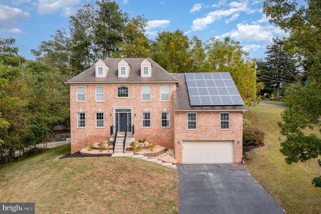100 BRAMBLEWOOD LN, Lewisberry, PA 17339
