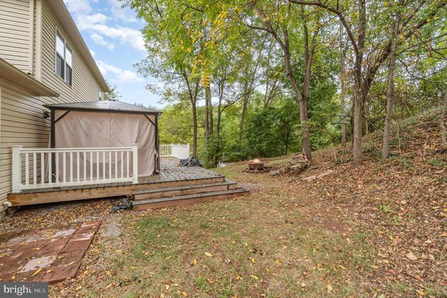 100 BRAMBLEWOOD LN, Lewisberry, PA 17339