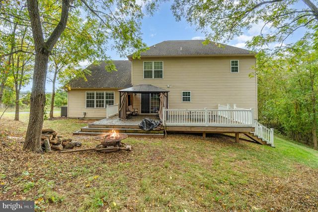 100 BRAMBLEWOOD LN, Lewisberry, PA 17339