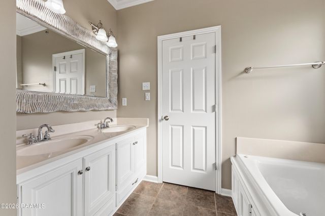 129 Harvest Pointe Circle, Lafayette, LA 70506