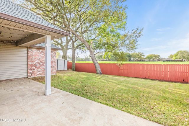 129 Harvest Pointe Circle, Lafayette, LA 70506