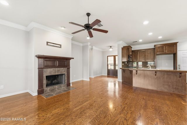 129 Harvest Pointe Circle, Lafayette, LA 70506