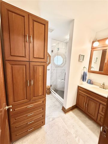 5114 Mcannulty Rd, Baldwin Boro, PA 15236
