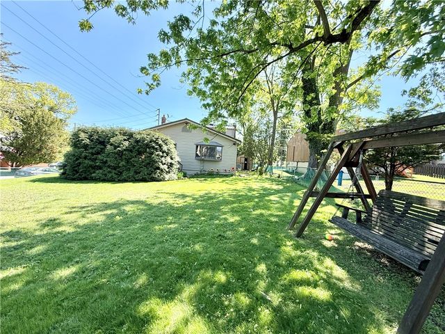 5114 Mcannulty Rd, Baldwin Boro, PA 15236
