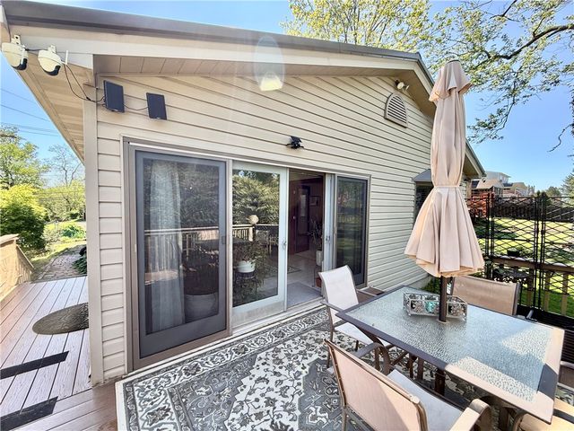 5114 Mcannulty Rd, Baldwin Boro, PA 15236