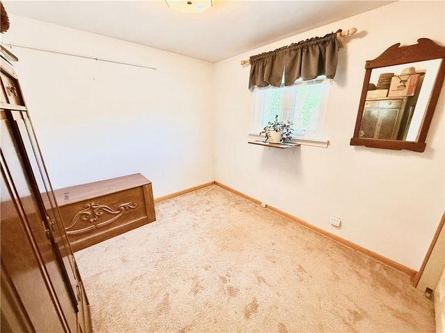 5114 Mcannulty Rd, Baldwin Boro, PA 15236