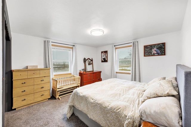 2412 WATER DIVISION ROAD, Green Bay, WI 54311