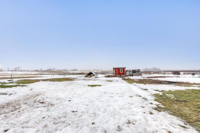 2412 WATER DIVISION ROAD, Green Bay, WI 54311