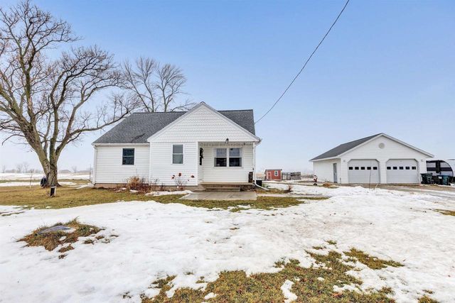 2412 WATER DIVISION ROAD, Green Bay, WI 54311