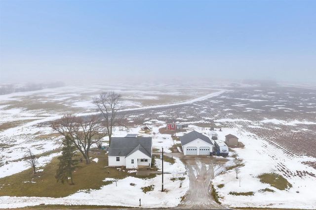 2412 WATER DIVISION ROAD, Green Bay, WI 54311