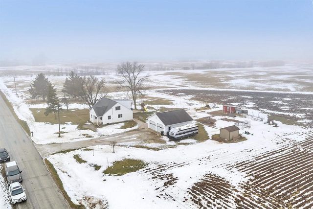 2412 WATER DIVISION ROAD, Green Bay, WI 54311
