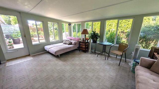 625 N CANTERBURY DRIVE, Appleton, WI 54915