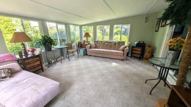 625 N CANTERBURY DRIVE, Appleton, WI 54915